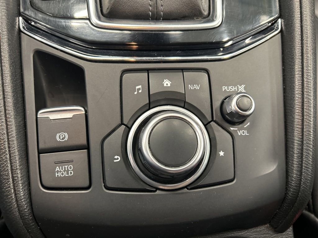 Used 2018 MAZDA CX-5 Touring w/ Preferred Equipment Package image 21