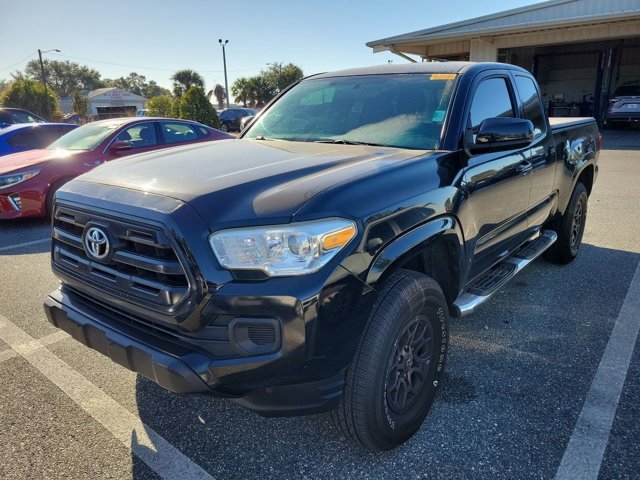 Used 2016 Toyota Tacoma SR w/ SR Convenience Package image 8