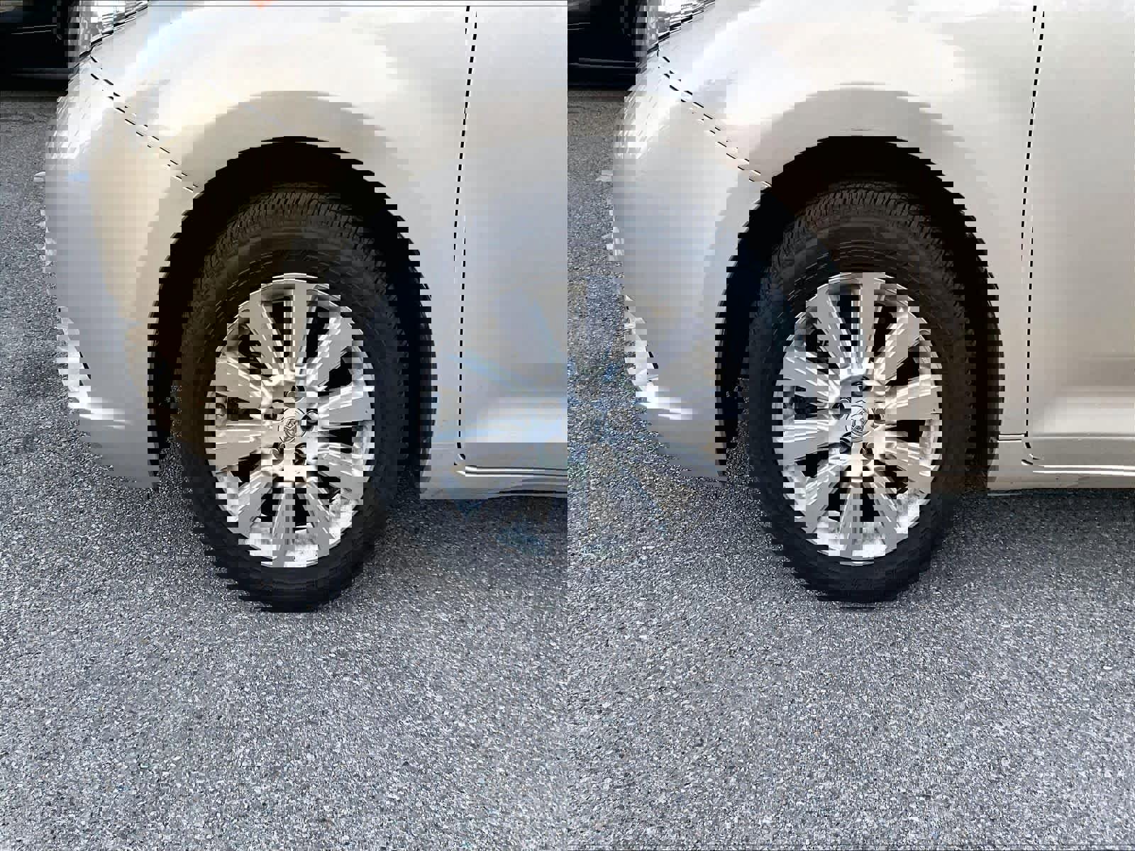 Used 2012 Toyota Sienna XLE w/ Entertainment Pkg AWD/4WD image 4