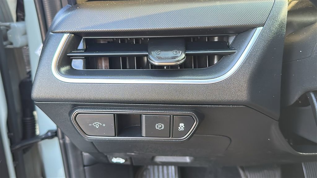 Used 2025 Kia K4 LXS image 20