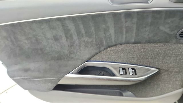 Used 2023 Lucid Air Grand Touring image 34