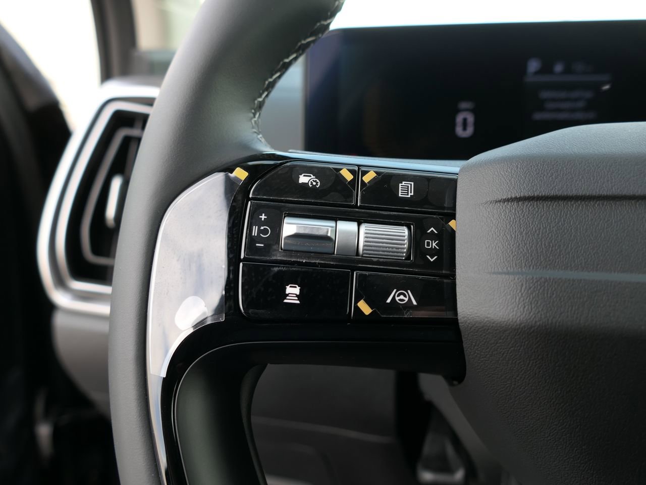 New 2026 Kia Sorento S image 14