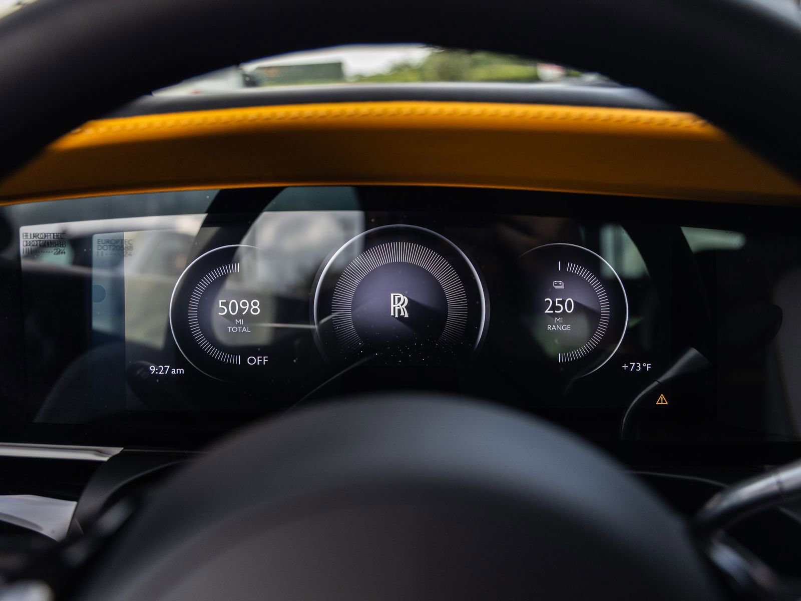 Used 2024 Rolls-Royce Spectre image 31