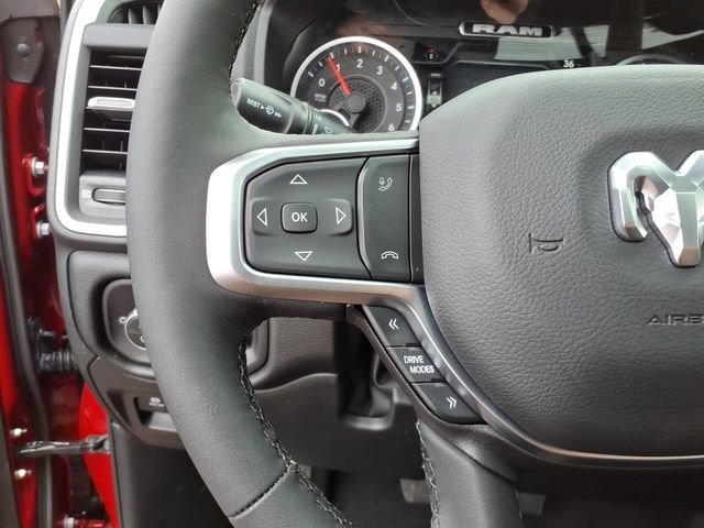 New 2026 RAM 1500 4x4 Crew Cab image 10