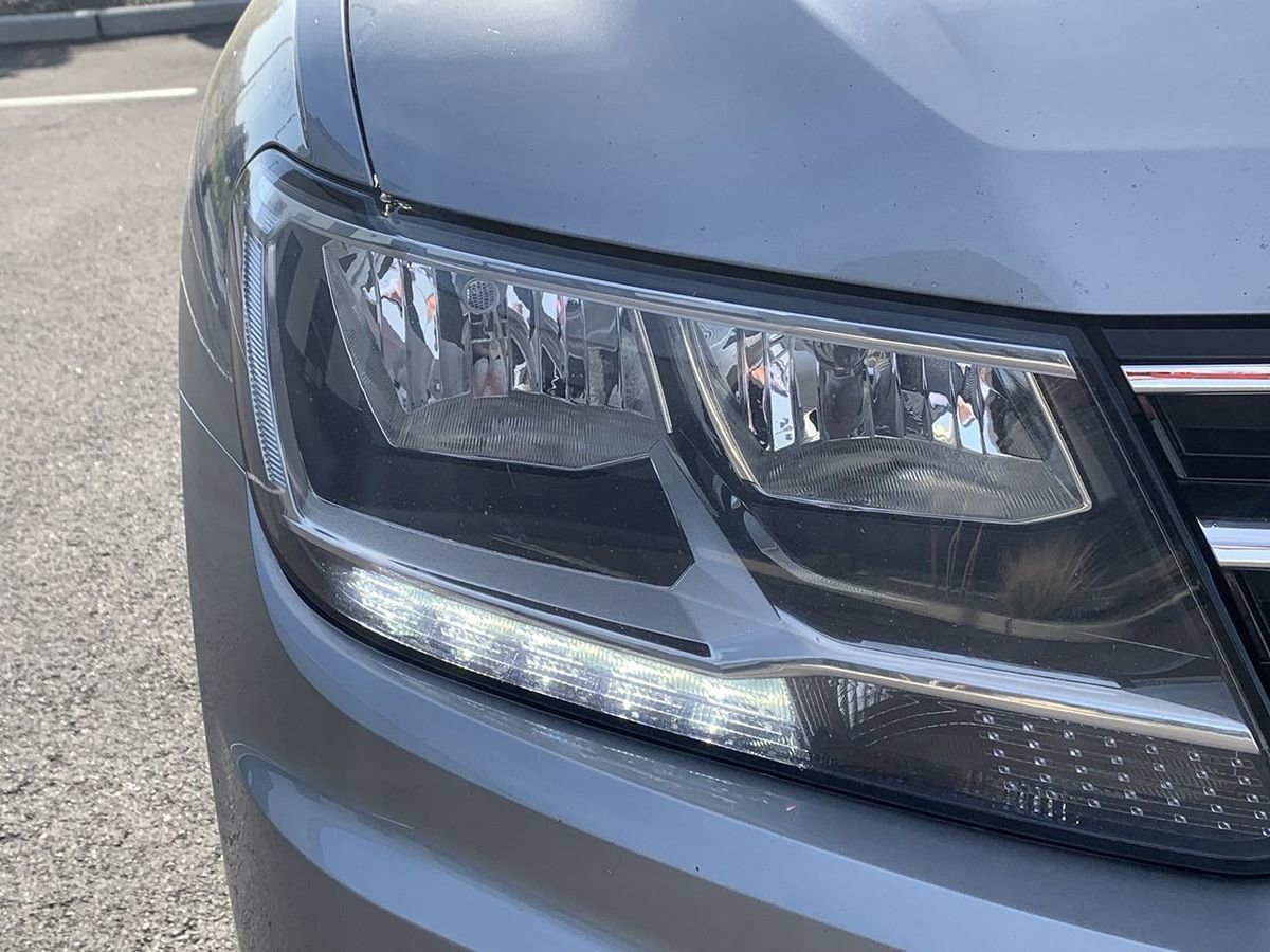Used 2021 Volkswagen Tiguan SE AWD/4WD image 9
