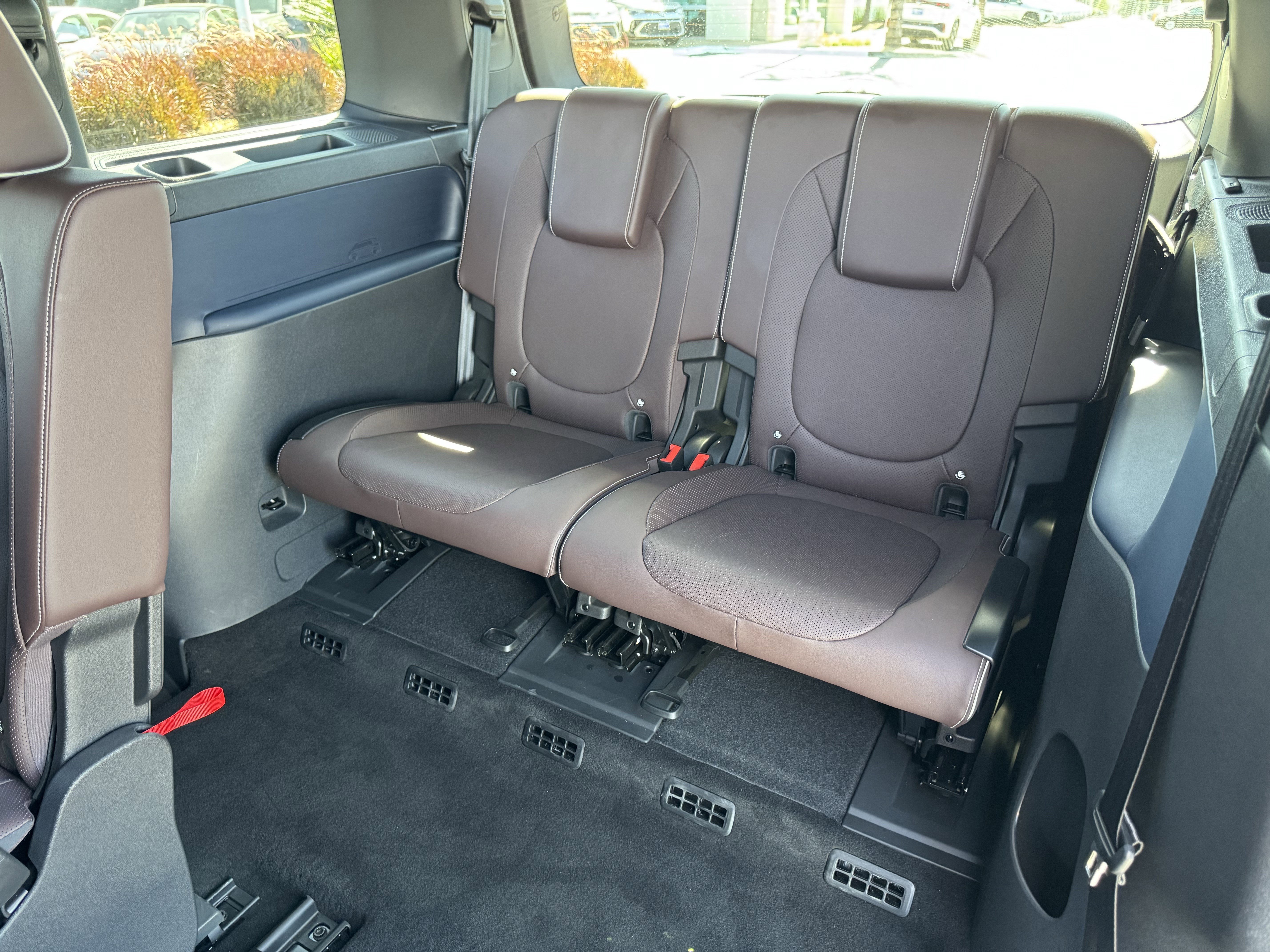 Used 2025 Volkswagen ID. Buzz Pro S image 36