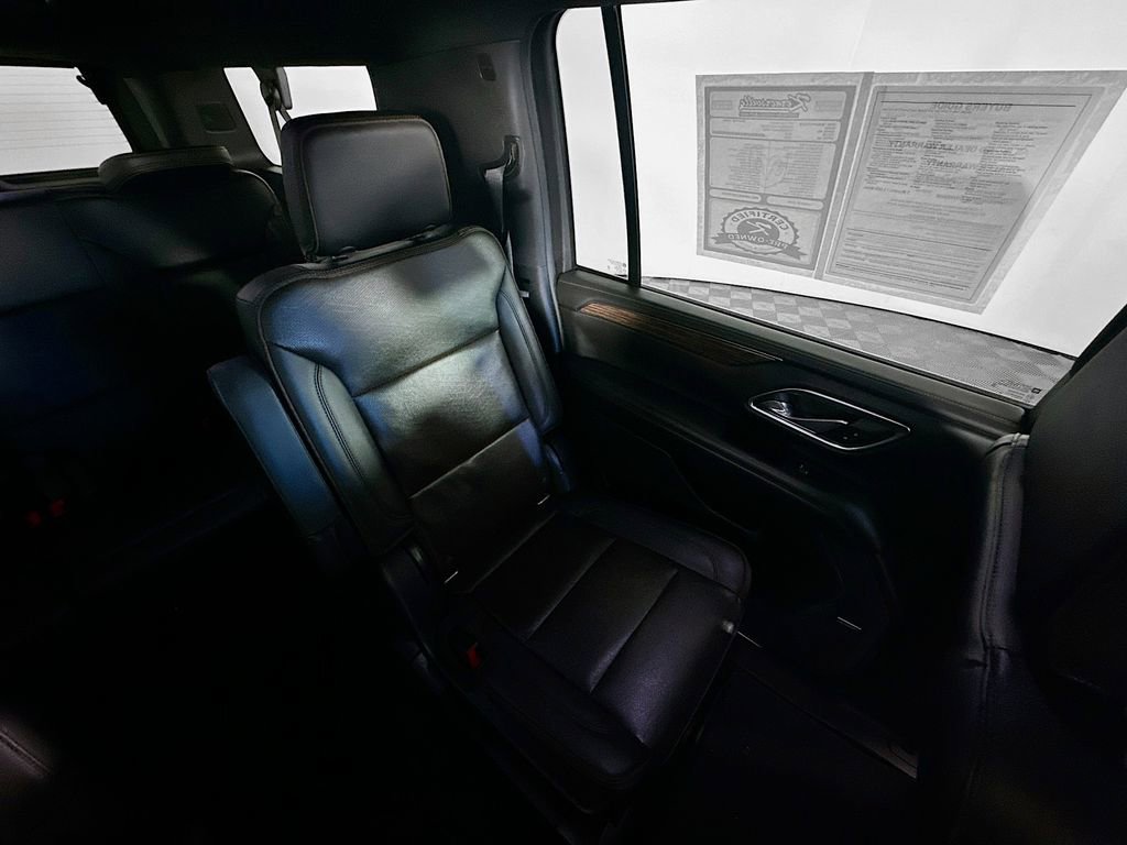 Used 2021 Chevrolet Suburban High Country w/ Premium Package image 14