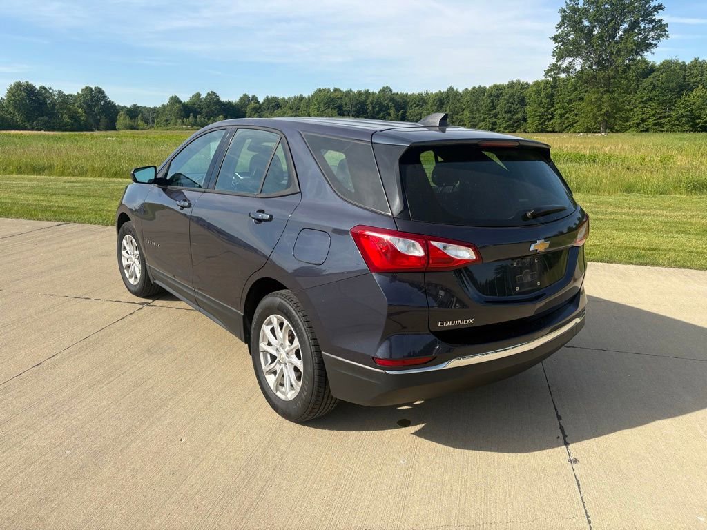 Used 2018 Chevrolet Equinox LS FWD image 4