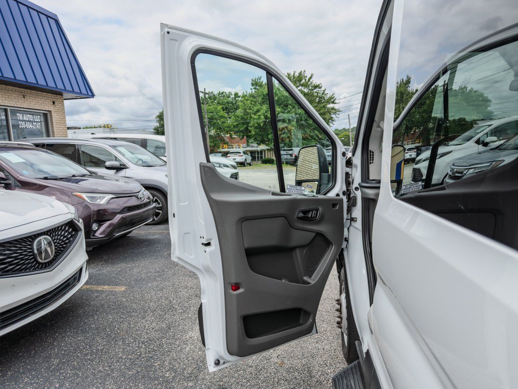 Used 2024 Ford Transit 350 XL RWD image 13
