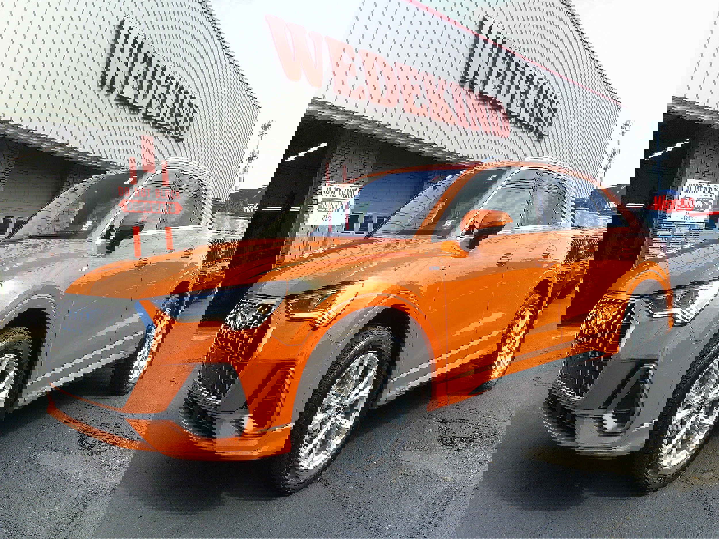 Used 2024 Audi Q3 2.0T Premium image 1