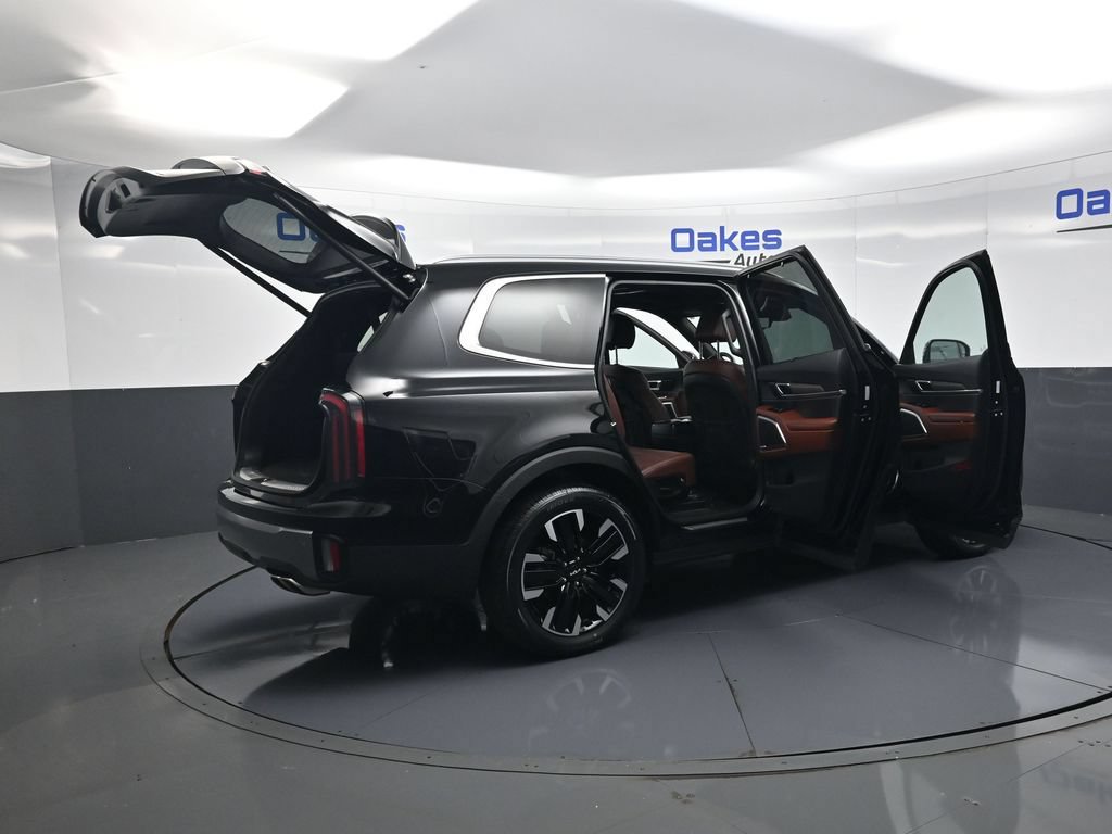 Certified 2025 Kia Telluride SX Prestige AWD/4WD image 58