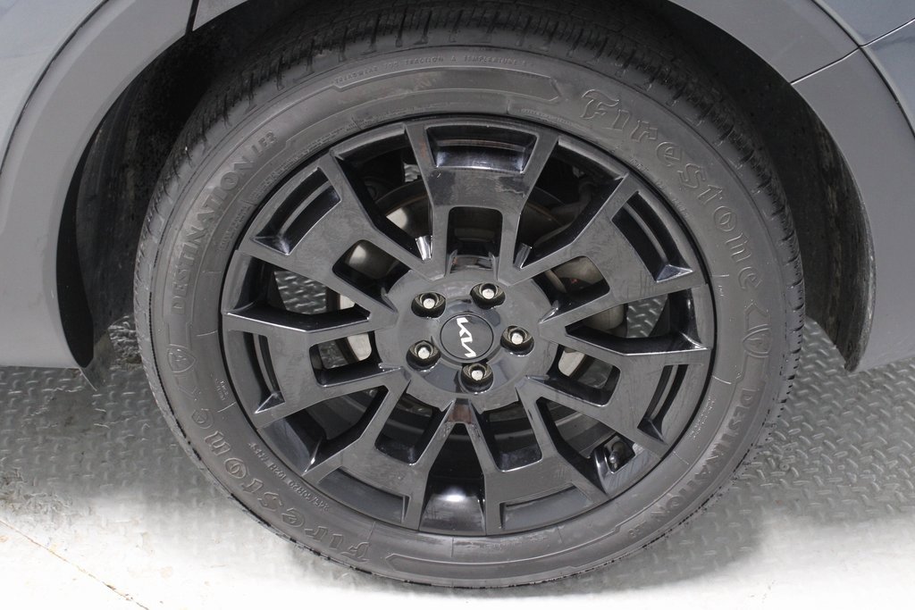 Used 2022 Kia Telluride SX w/ SX Prestige Package image 20