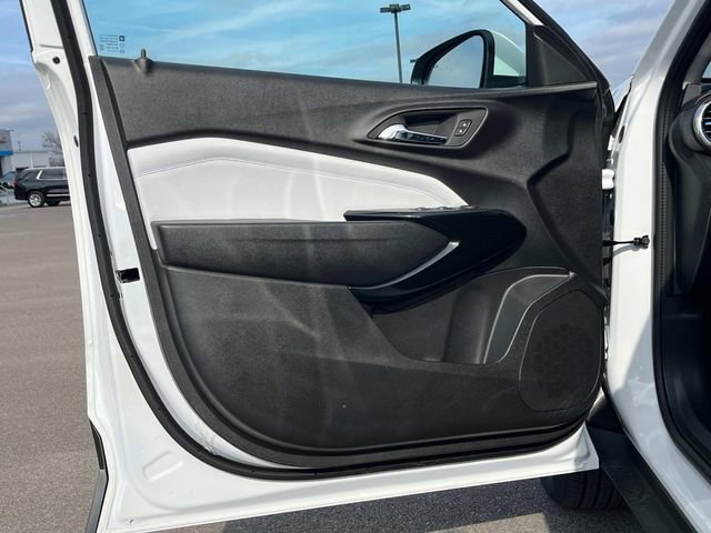 New 2026 Chevrolet Trax LT w/ Driver Confidence Package image 21