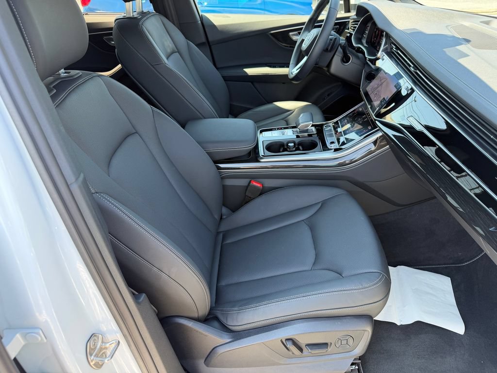 New 2026 Audi Q7 3.0T Premium Plus AWD/4WD image 9