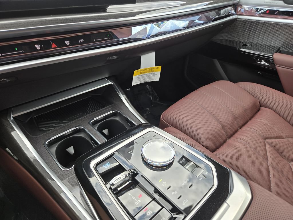 New 2026 BMW i7 xDrive60 AWD/4WD image 23