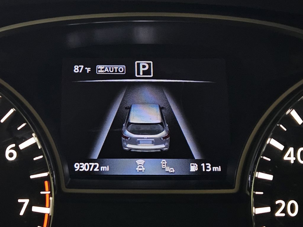 Used 2020 Nissan Pathfinder SV AWD/4WD image 10