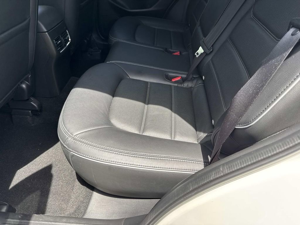Certified 2024 MAZDA CX-5 AWD 2.5 S w/ Preferred Package image 19