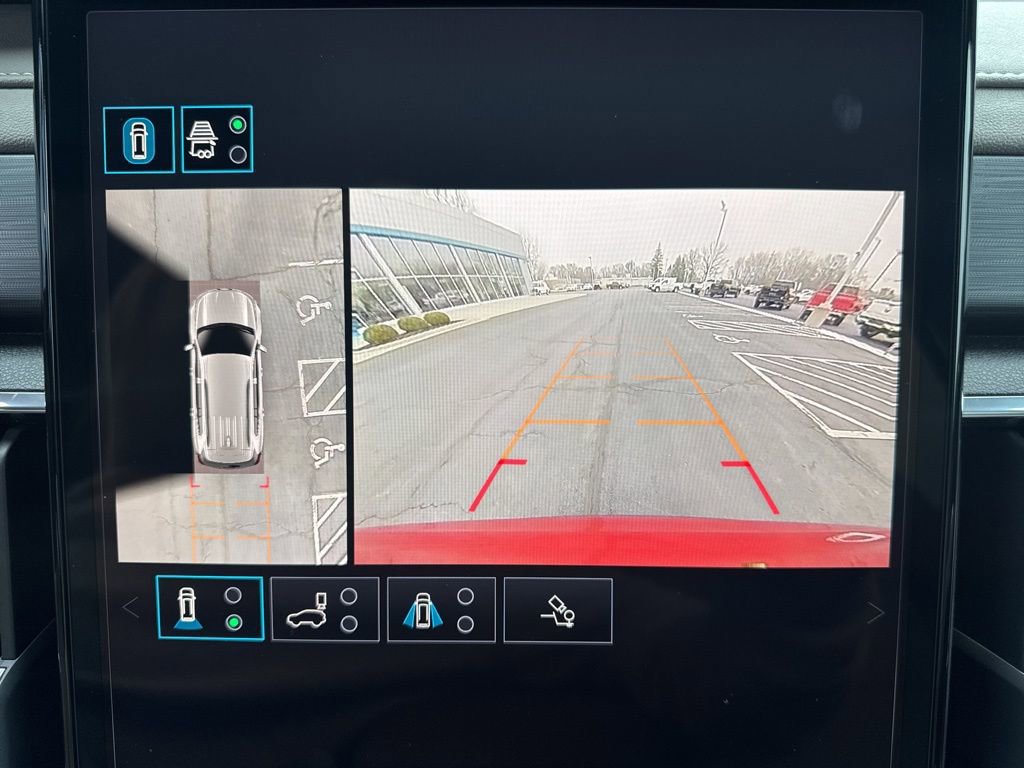 Certified 2024 GMC Acadia Elevation w/ Luxury Package image 15