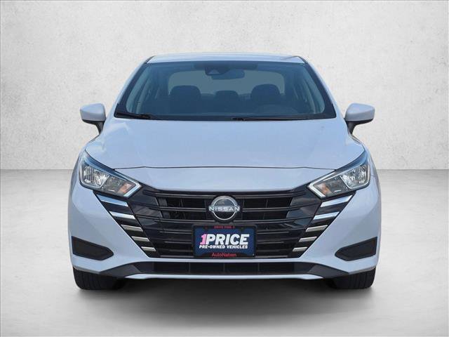 Used 2024 Nissan Versa SV FWD image 2