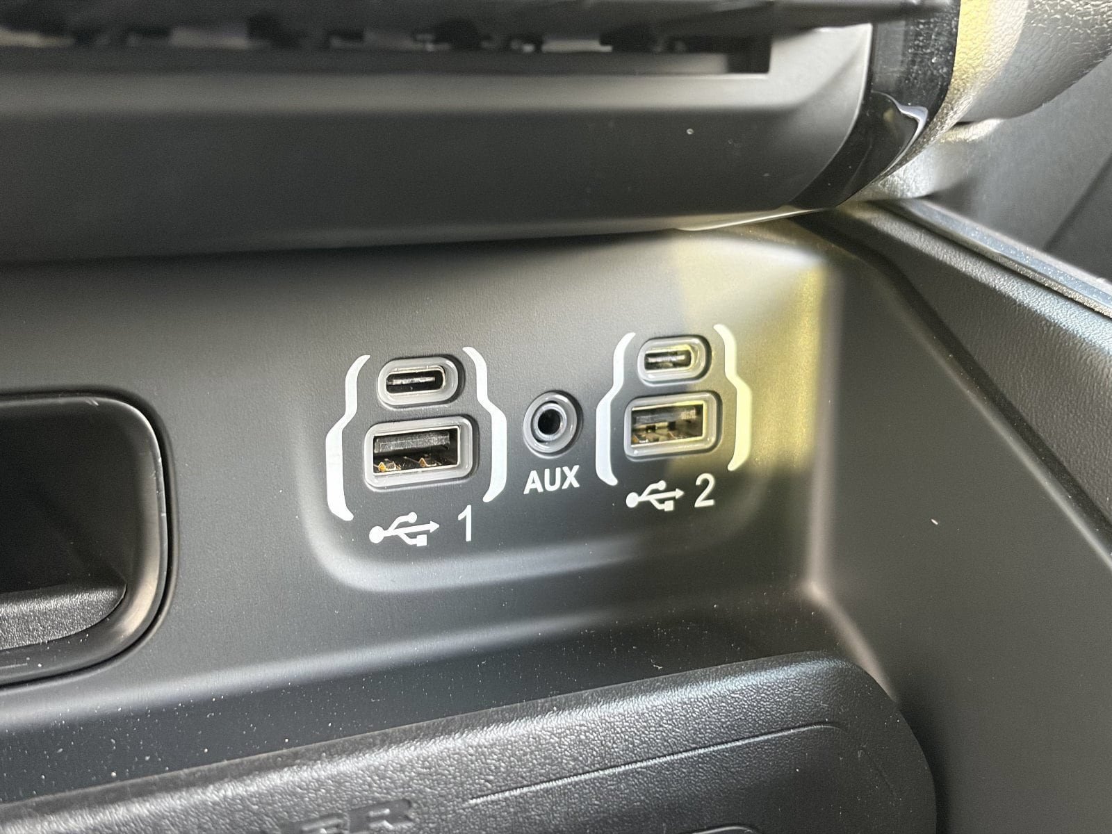 Used 2023 RAM 2500 Laramie AWD/4WD image 30