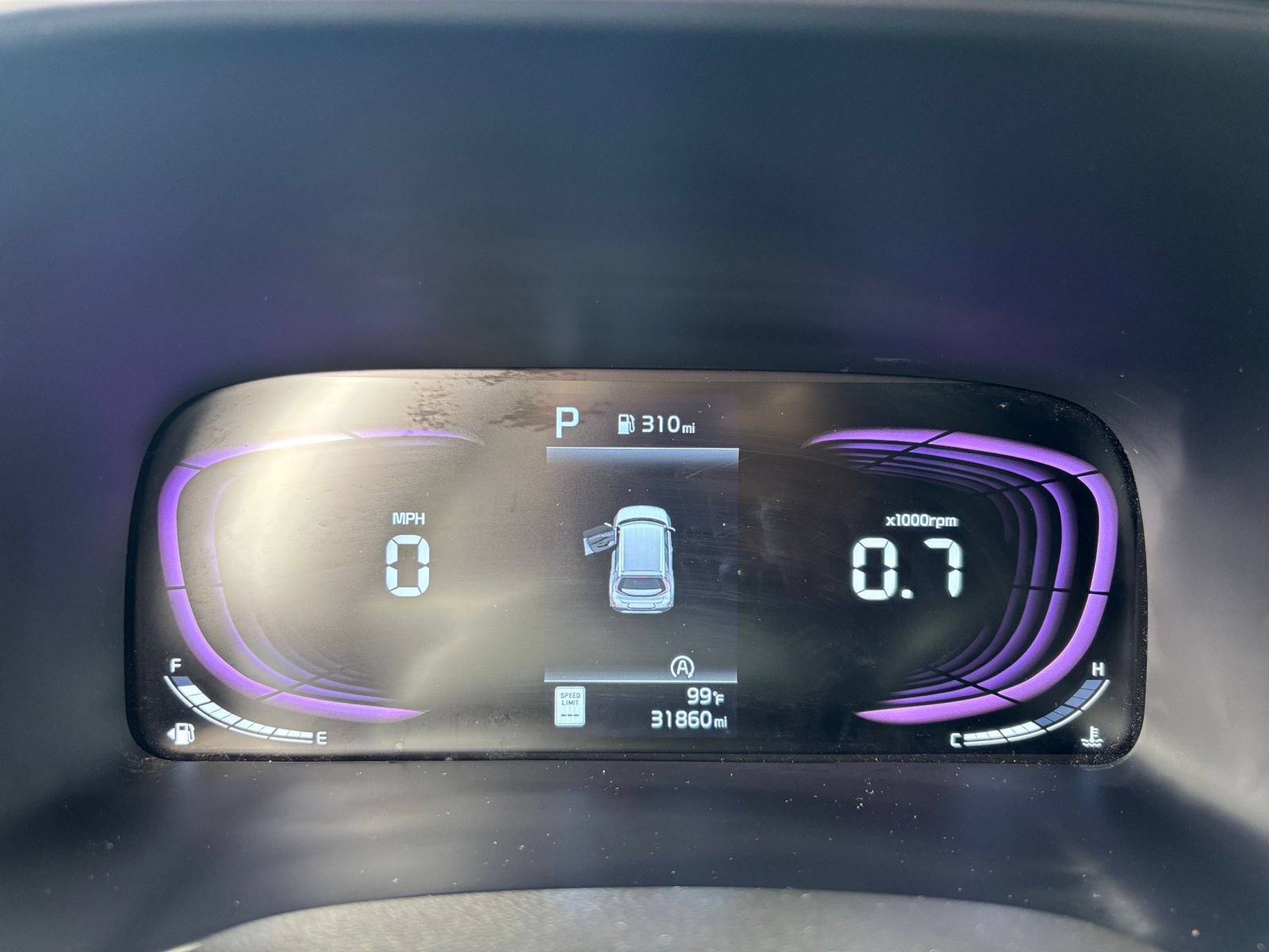 Used 2025 Kia Soul LX w/ LX Technology Package FWD image 38
