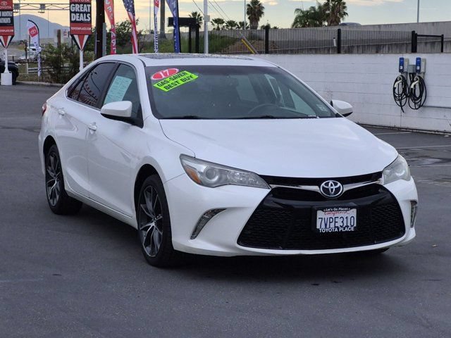Used 2017 Toyota Camry XSE w/ Moonroof Package FWD image 3