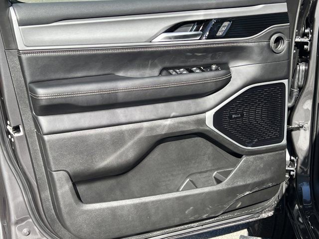 New 2026 Jeep Grand Wagoneer Limited AWD/4WD image 11