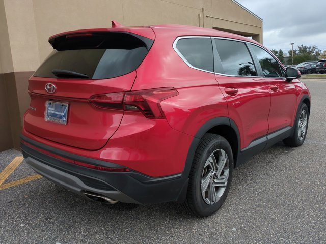 Used 2021 Hyundai Santa Fe SE image 4