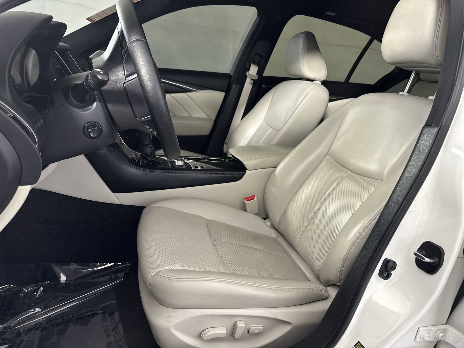 Used 2024 INFINITI Q50 Sensory image 15