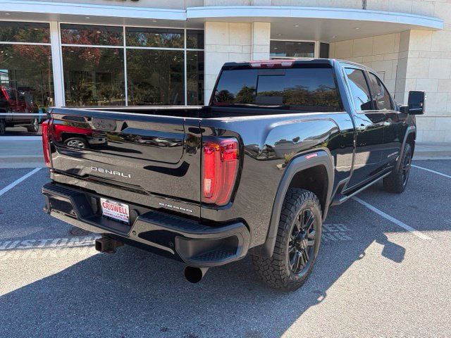 Used 2022 GMC Sierra 3500 Denali w/ Denali Black Diamond Edition AWD/4WD image 6