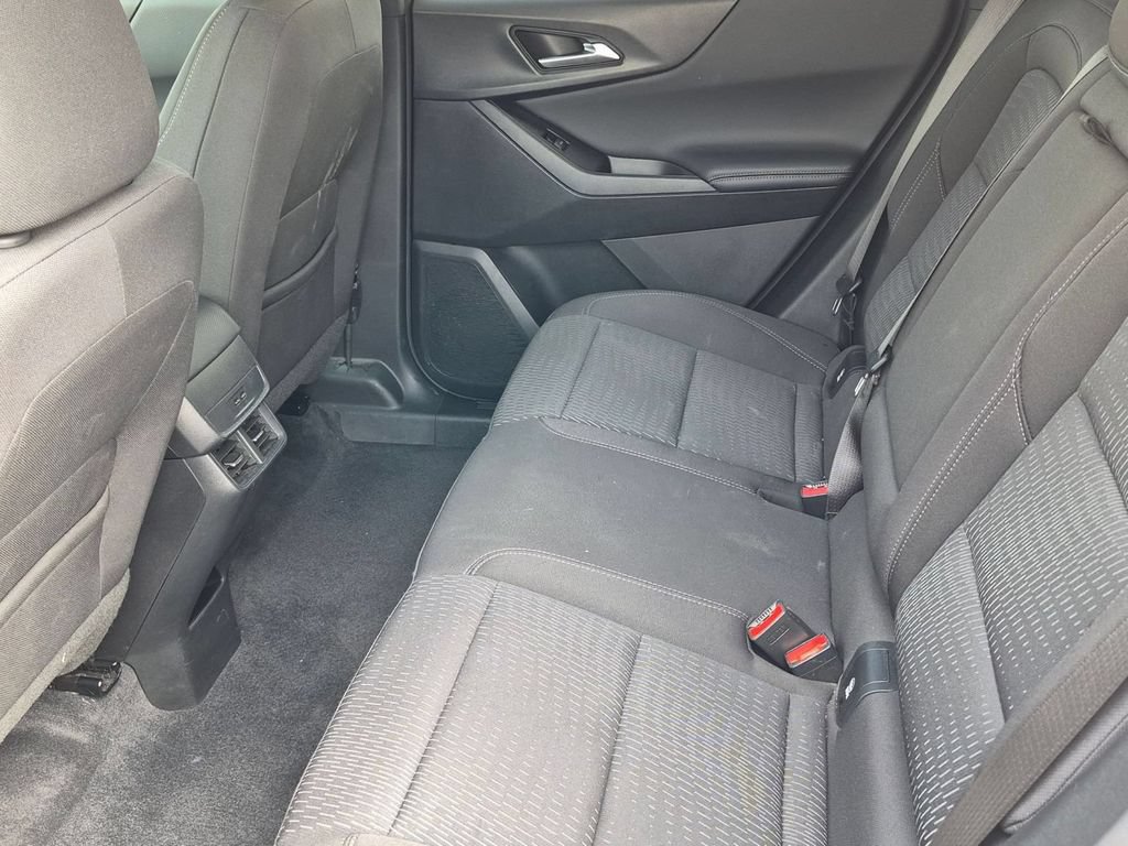Used 2025 Chevrolet Equinox LT FWD image 25