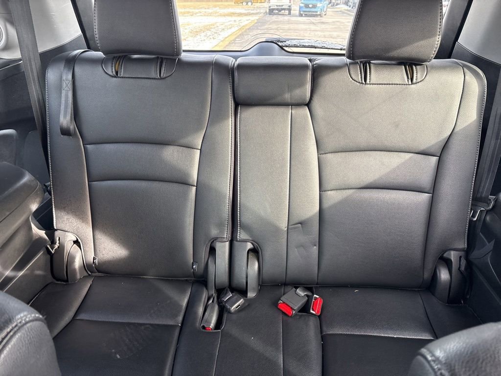 Used 2016 Honda Pilot Elite image 14