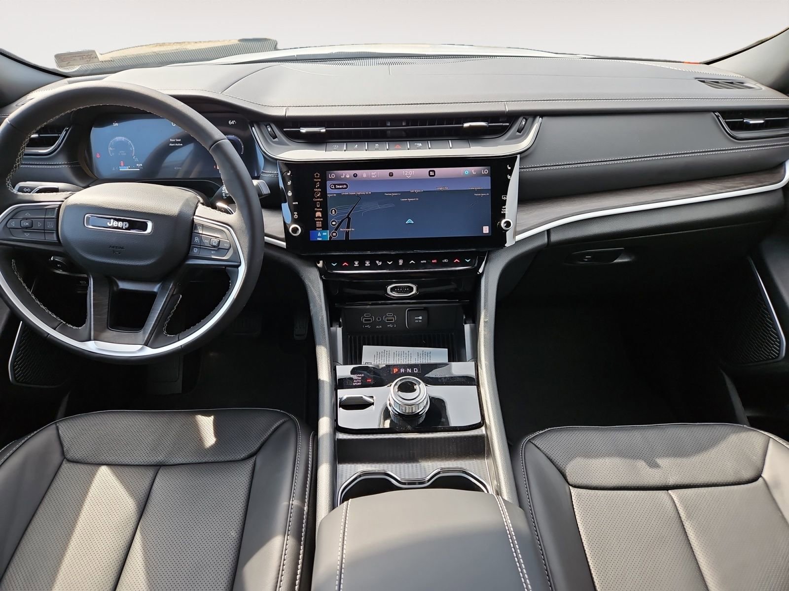 New 2026 Jeep Grand Cherokee L Limited image 10