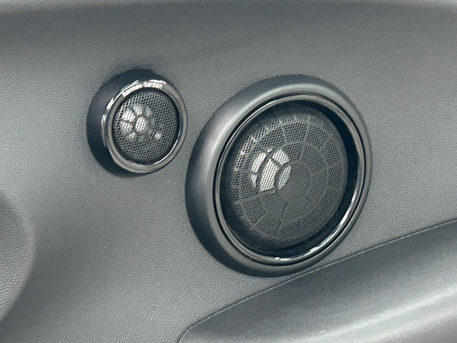 Used 2023 MINI Cooper SE image 56