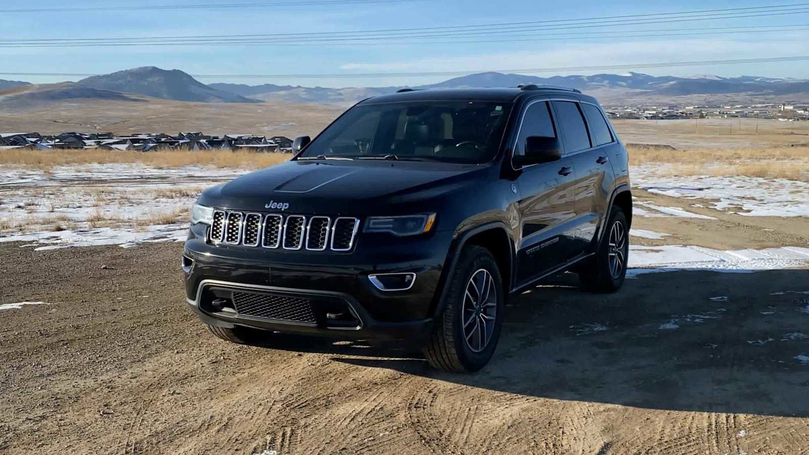 Certified 2020 Jeep Grand Cherokee Laredo w/ Quick Order Package 2BN North image 3