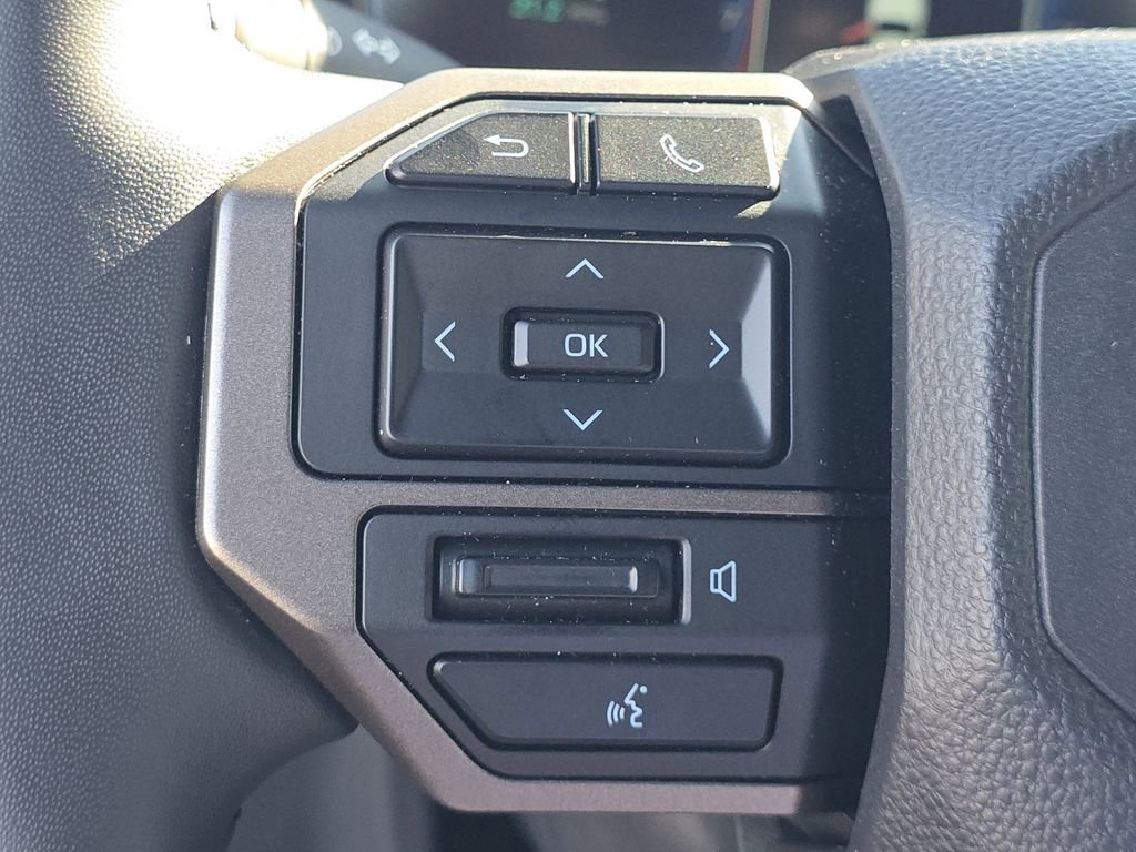 Used 2025 Toyota Land Cruiser image 36