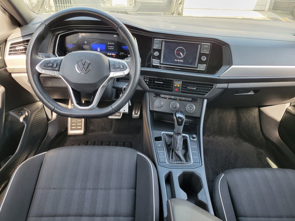 Used 2023 Volkswagen Jetta Sport FWD image 4