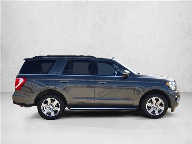 Used 2019 Ford Expedition XLT w/ Equipment Group 202A RWD image 4