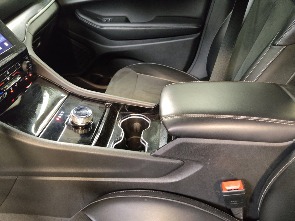 Used 2023 Jeep Grand Cherokee L Laredo image 26