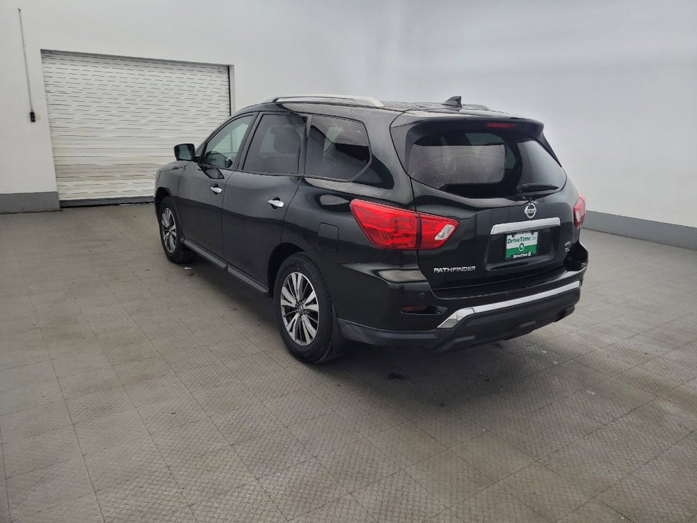 Used 2019 Nissan Pathfinder SL AWD/4WD image 5