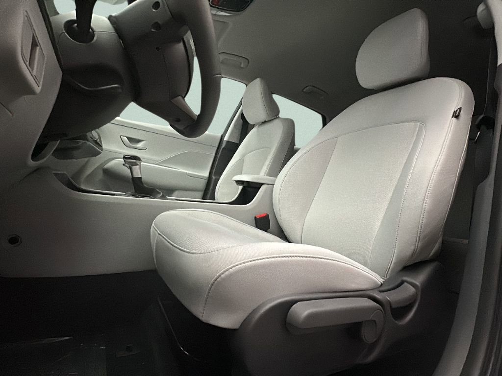 New 2026 Hyundai Kona SEL Sport image 9