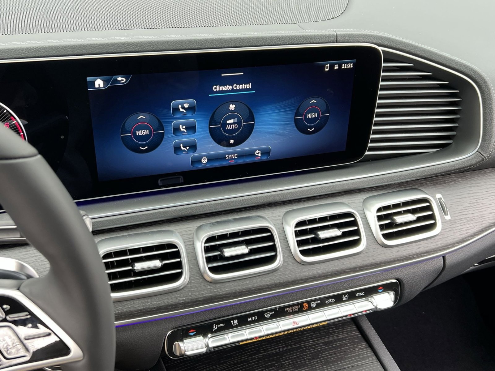 New 2026 Mercedes-Benz GLE 450 GLE 450 Coupe image 19