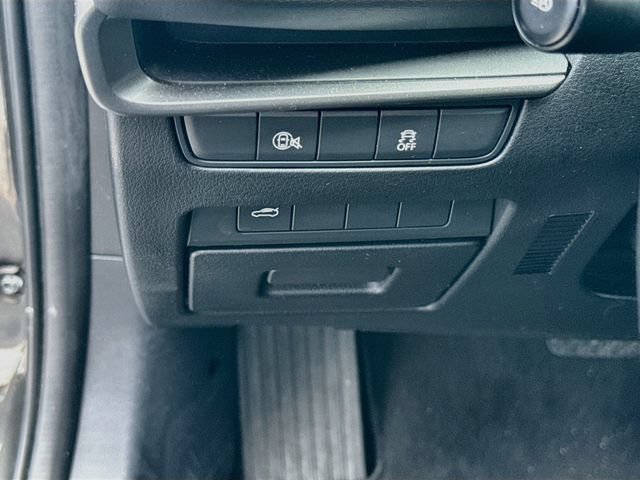 Used 2025 MAZDA MAZDA3 s FWD image 15
