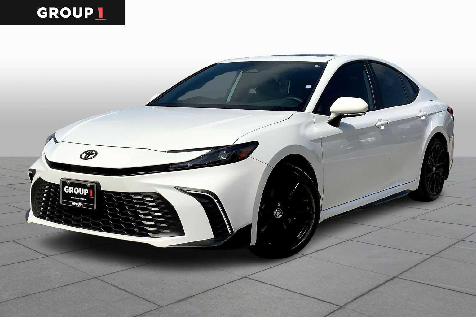 Used 2025 Toyota Camry SE