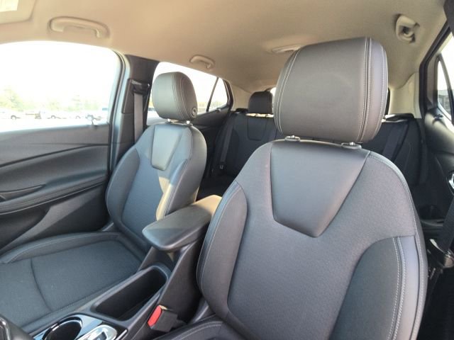 Used 2024 Buick Encore GX Preferred FWD image 19