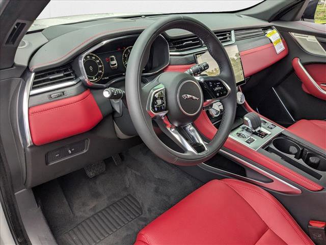 New 2026 Jaguar F-PACE R-Dynamic S image 3