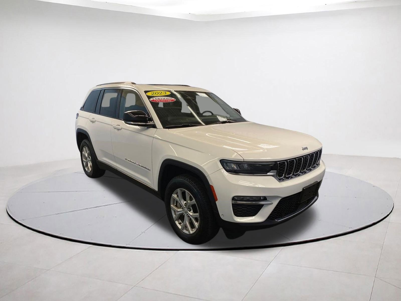 Used 2023 Jeep Grand Cherokee Limited w/ Luxury Tech Group II