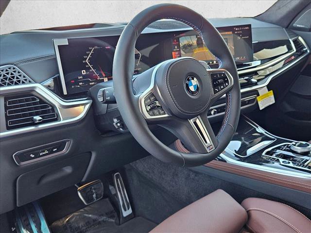 New 2026 BMW X7 M60i image 3