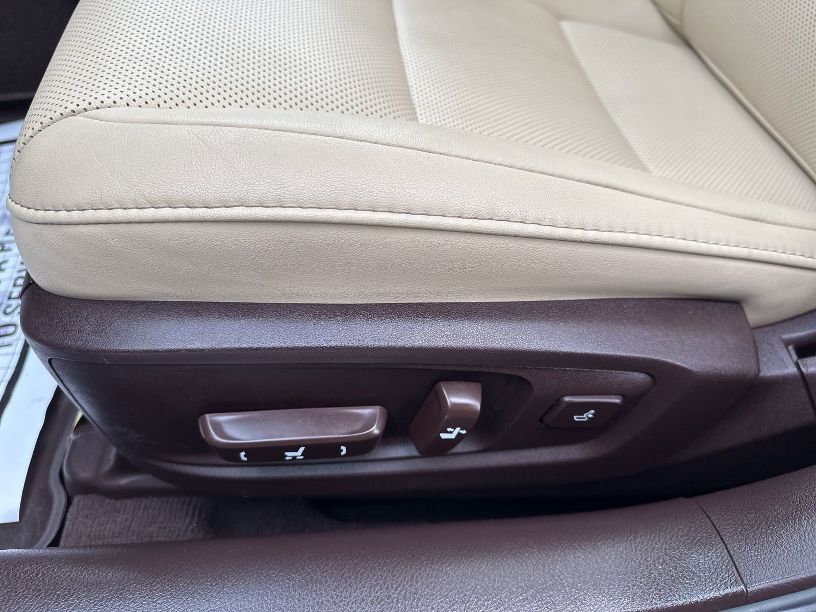 Used 2018 Lexus ES 350 w/ Navigation System Package image 10