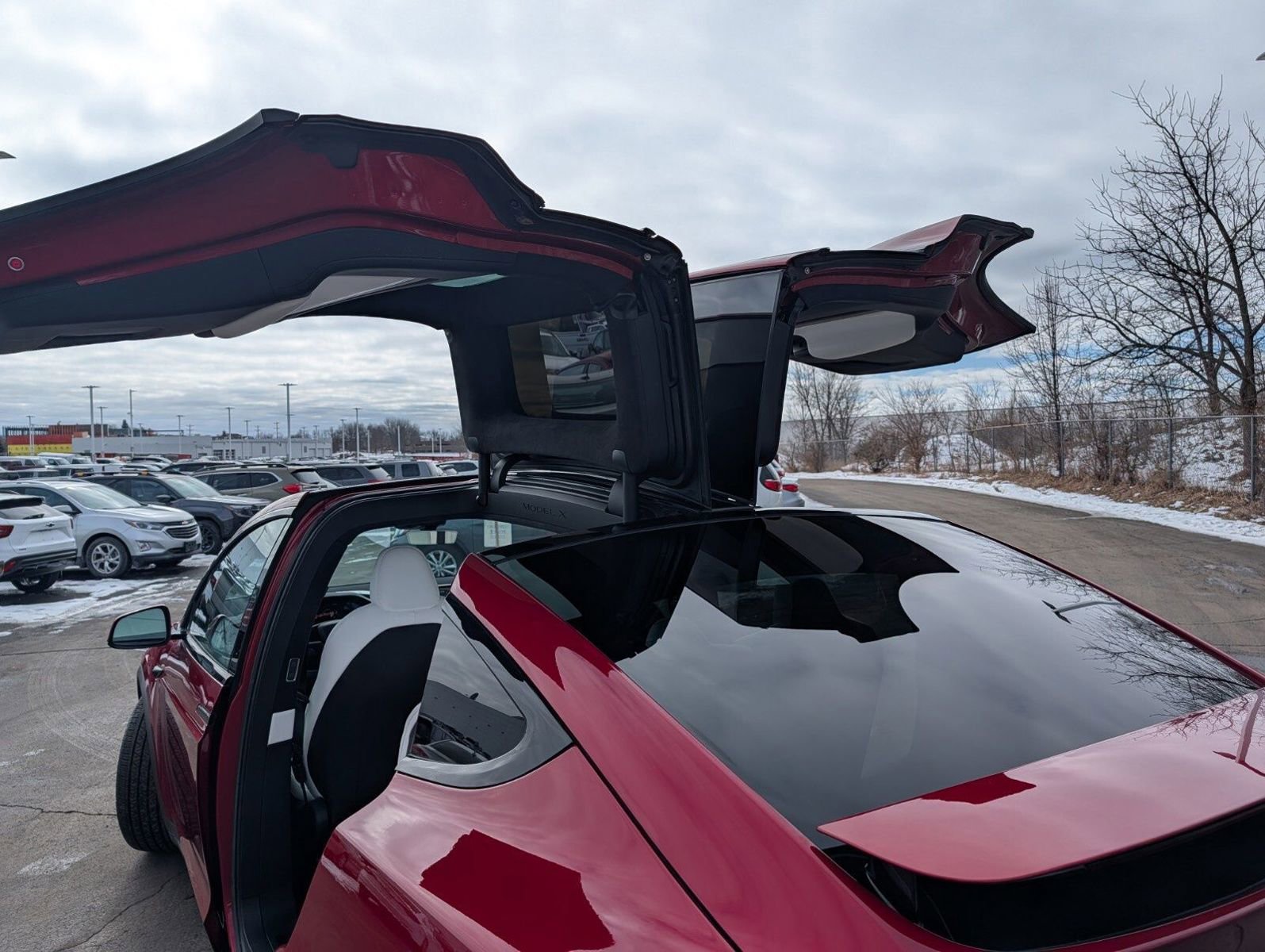 Used 2024 Tesla Model X image 24